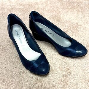 Anne Klein Timeout Navy Blue Wedges - Size 7M